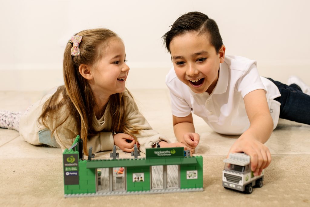 Woolworths - Bricks - Alice Murphy 6 and Edward Lam 9 - Photo credit Morgan Sette - 2021-63
